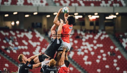 欧陆娱乐-曼联官方发布趣味视频 球员挑战乒乓球精准投杯展露轻松一面